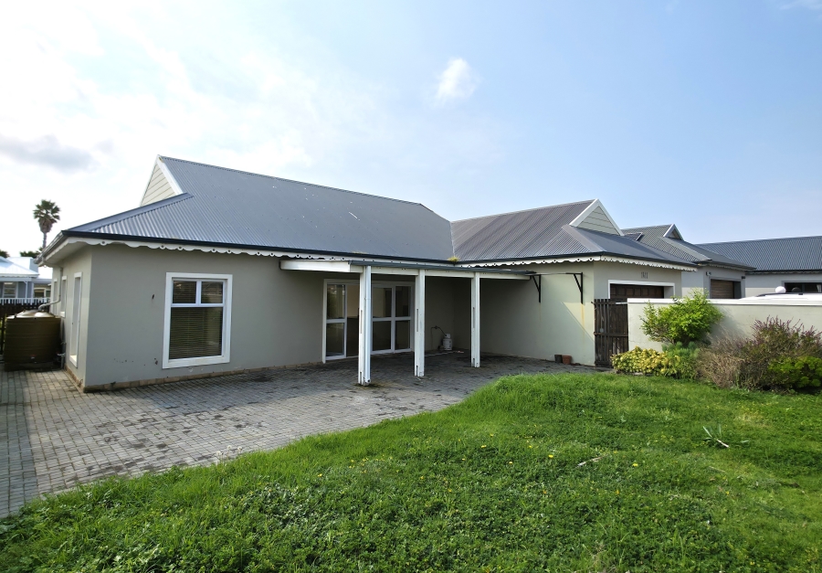 3 Bedroom Property for Sale in Marina Martinique Eastern Cape